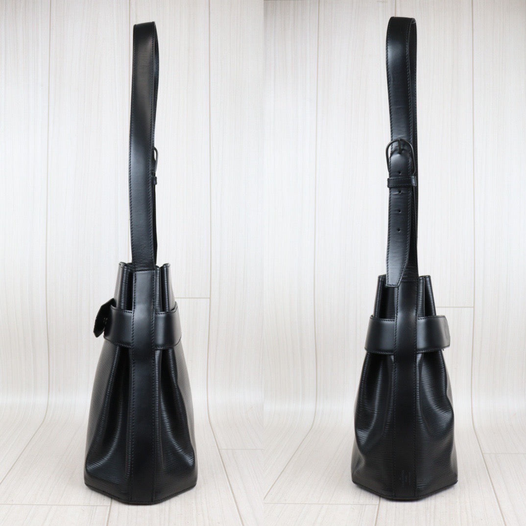 Rank A ｜ LV Epi Sack de Paul Shoulder Bag｜V23113021