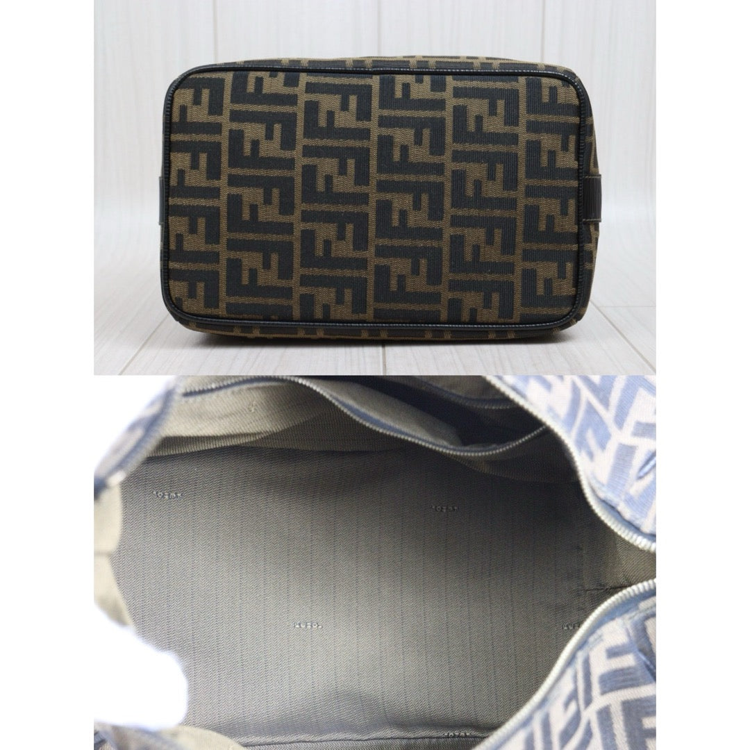 Include Entrupy Certificate of Authenticity｜Very Good ( Rank A)｜ FENDI GM Zucca Handbag ｜26061603