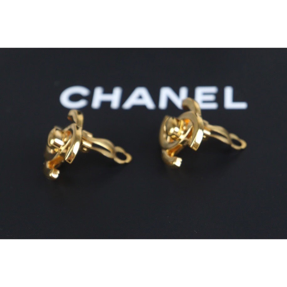 Rank A ｜CHANEL Vintage 18K Gold Plating Earrings  Made In 1995 Year ｜23101205