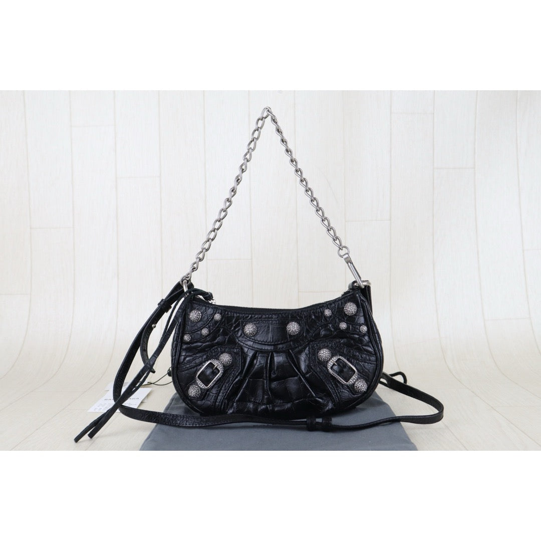 Include Entrupy Certificate of Authenticity｜Very Good ( Rank A)｜Balenciaga Calf Leather  Le Cagole Mini Black Shoulder Bag ｜S26051304