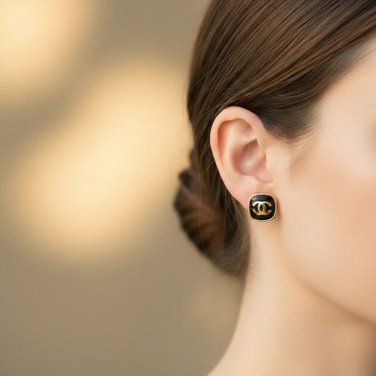 Include Authentic Detective Certificate of Authenticity｜Very Good ( Rank A) ｜CHANEL L20K Coco Mark Golden Earrings Made In 2020Year ｜26051807