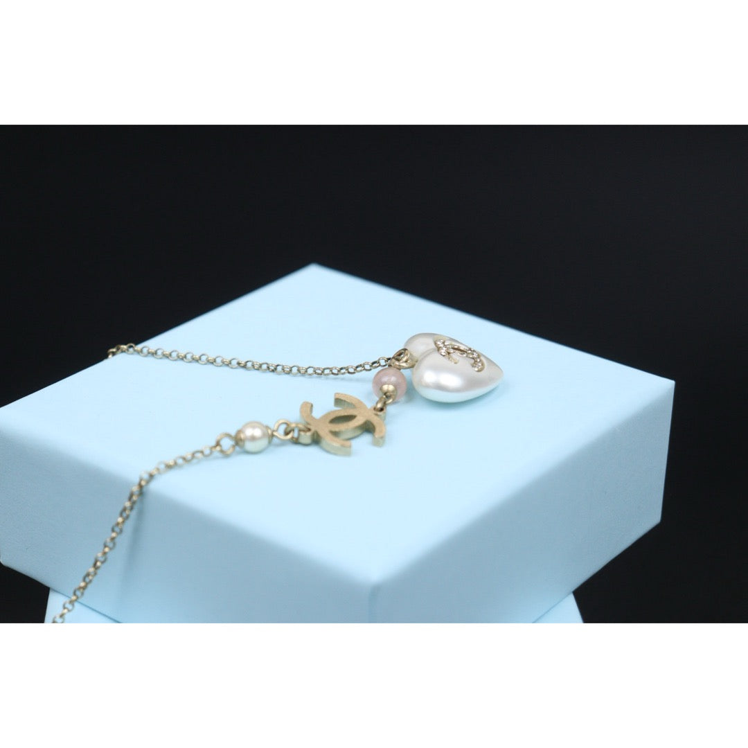 Very Good ( Rank A) ｜ CHANEL Coco Mark  Pearl Heart Chocker Necklace｜V25121108
