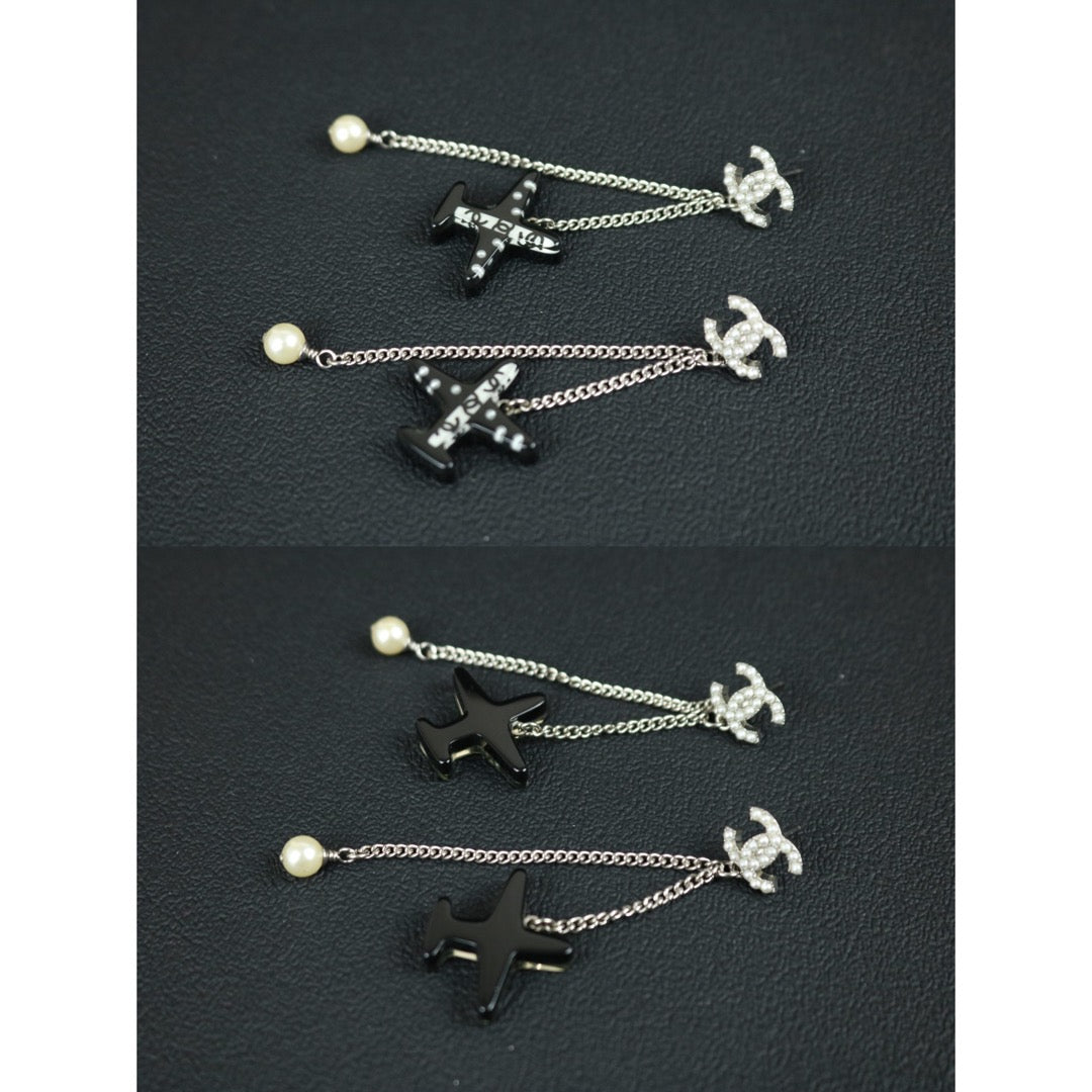 Include Authentic Detective Certificate of Authenticity｜Very Good ( Rank A) ｜CHANEL 16S COCO Mark Rhinestone Pearl Earrings Made In 2016Year｜X26041109