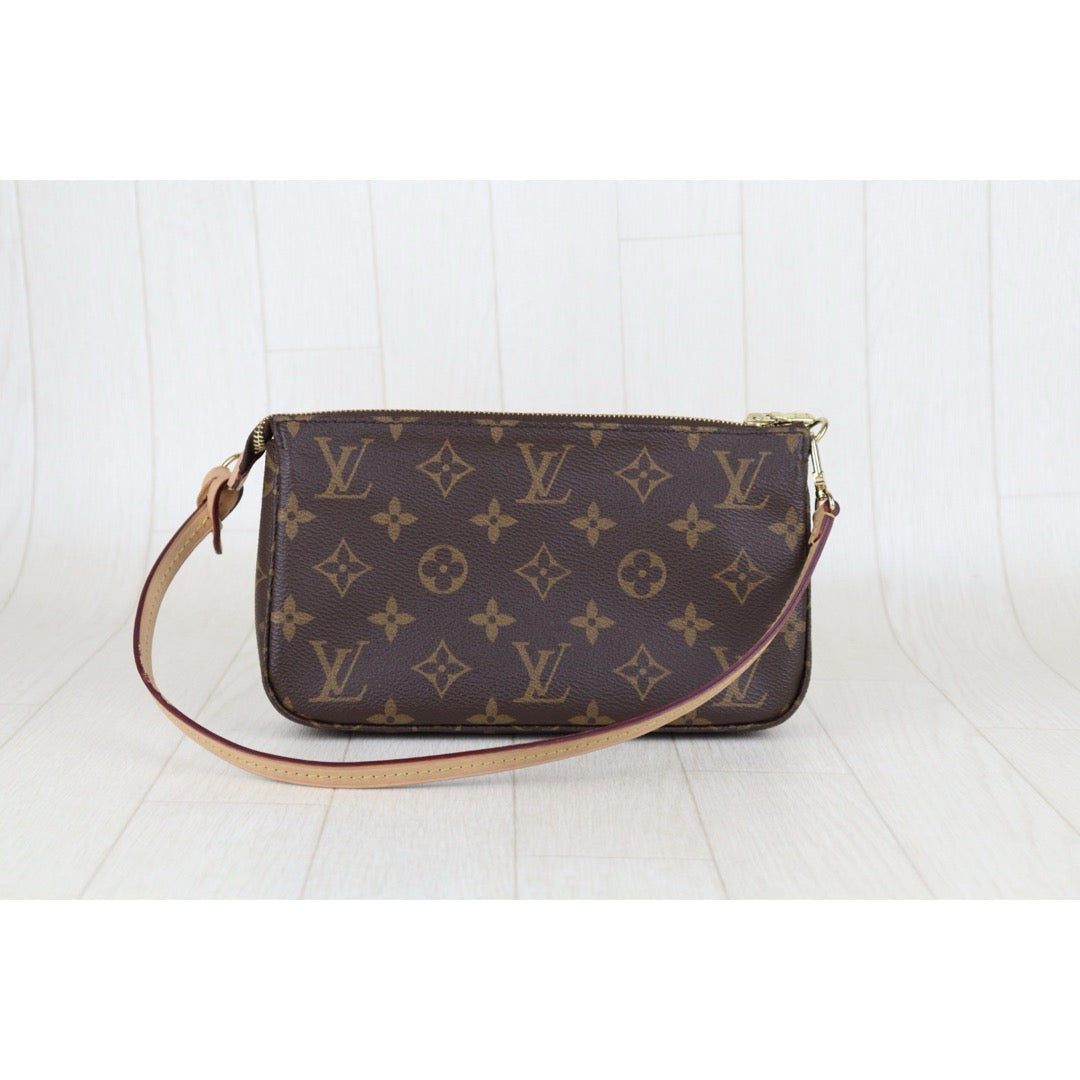 Very Good ( Rank A)｜LV Monogram Pochette Accessoires Current Model｜S25051203