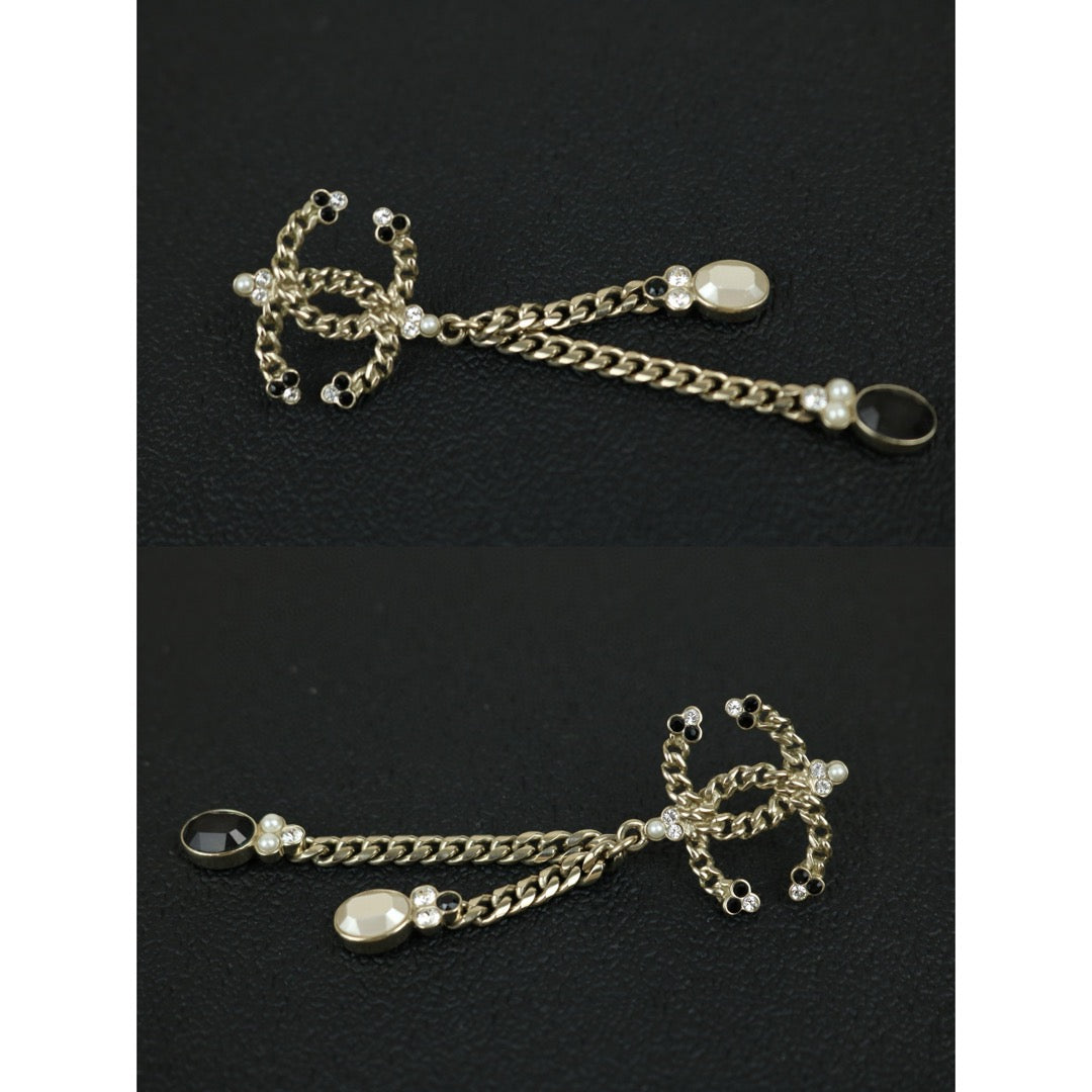 Excellent（Rank SA）｜ CHANEL Coco Mark Chain Pearl Rhinestone Earrings｜S24122607