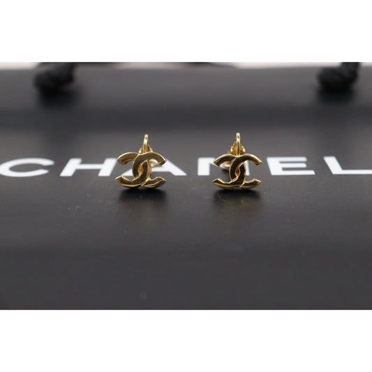 Very Good ( Rank A) ｜CHANEL Coco Mark Gold 24 Plated Earrings ｜25052924