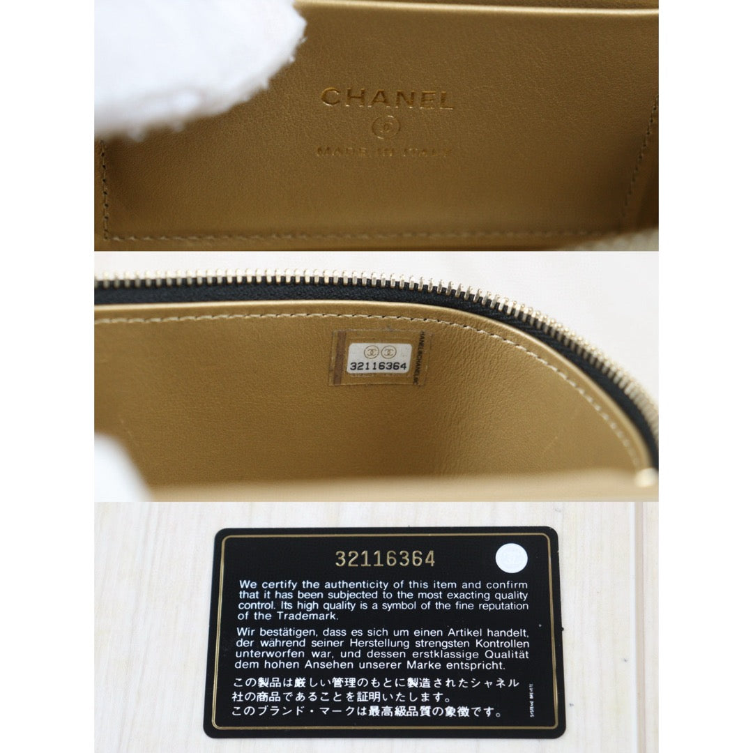 Very Good ( Rank A)｜ CHANEL Matrasse Lamb Skin Vanity Shoulder Bag  Made In 2022～2023Year ｜P24083011