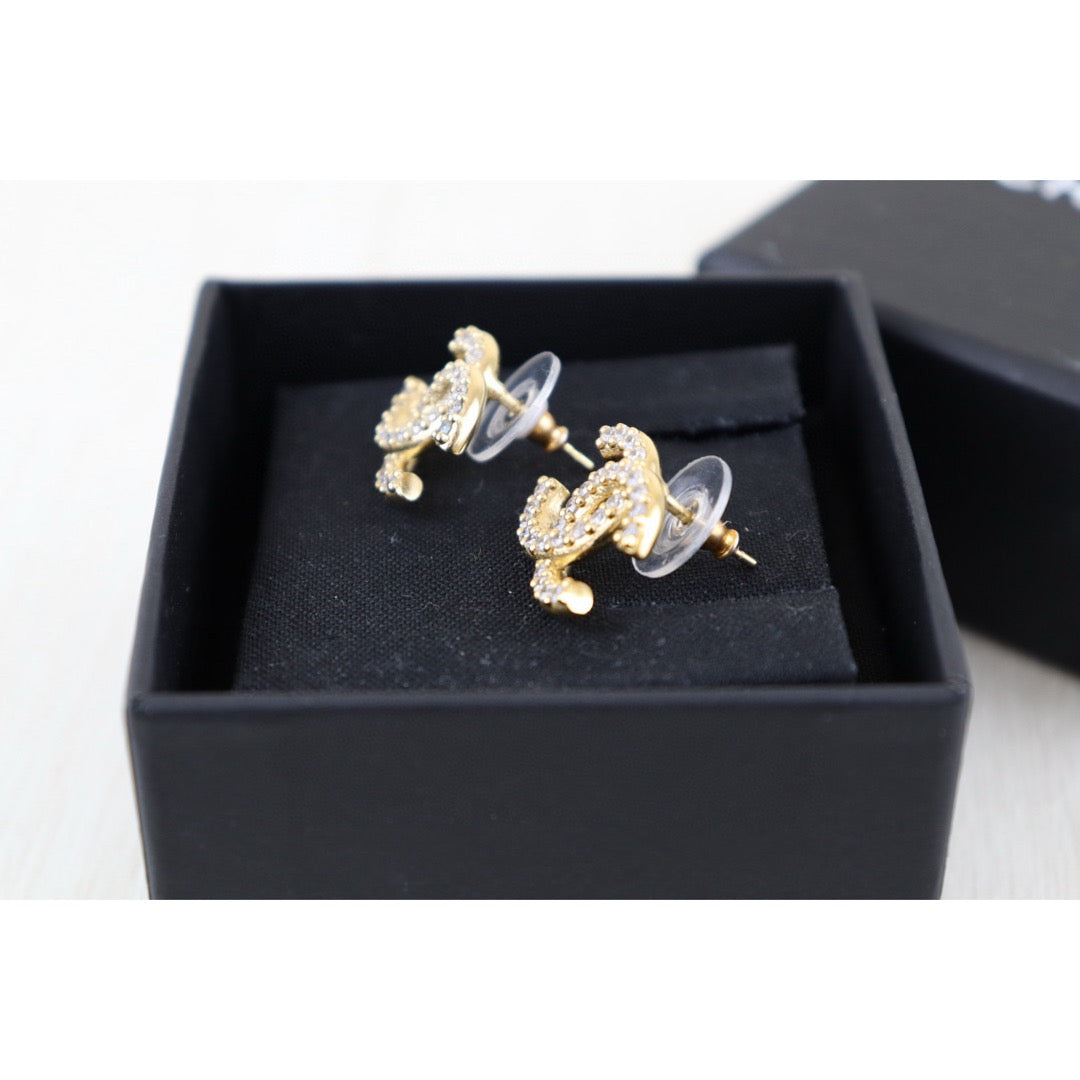 Very Good ( Rank A)｜CHANEL COCO Mark Diamond Vintage Earrings ｜H25011107