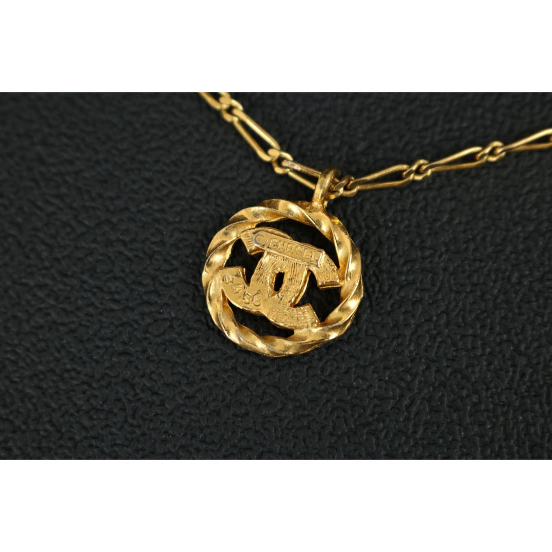 Include Authentic Detective Certificate of Authenticity｜Very Good ( Rank A) ｜CHANEL Vintage COCO Mark Rhinestone Golden Necklace  Made In 1982Year｜Y26051526