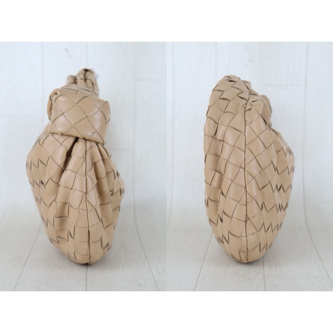 Include Entrupy Certificate of Authenticity｜Very Good ( Rank A)｜ Bottega Veneta Lamb Skin Mini Jodie Hand Bag Beige｜S26083013