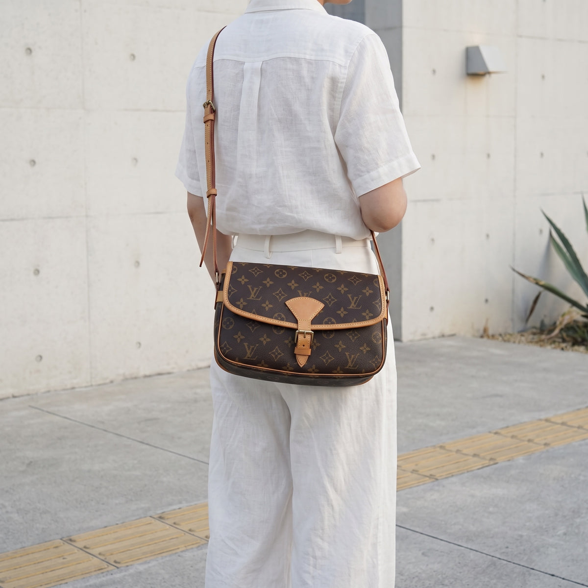 Wholesale｜Good ( Rank AB)｜26081802