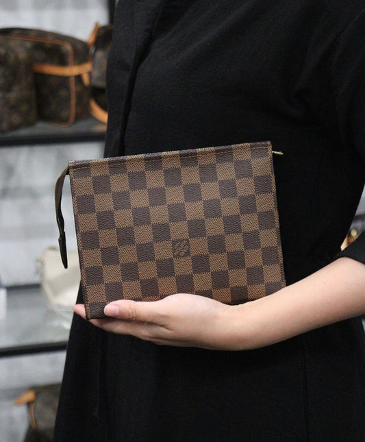 Rank A ｜ LV Damie Pochette Toilette 18 ｜23071003
