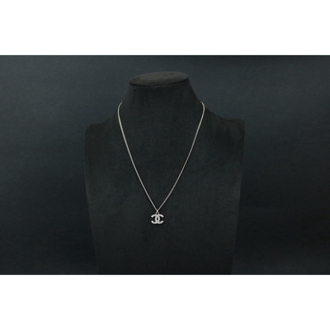 Include Authentic Detective Certificate of Authenticity｜Very Good ( Rank A) ｜ CHANEL F12V Coco Mark  Rhinestone Choker  Necklace｜S26062507
