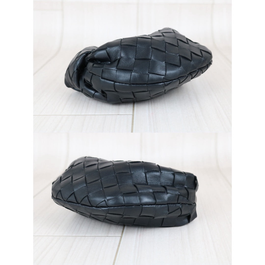 Include Entrupy Certificate of Authenticity｜Very Good ( Rank A)｜ Bottega Veneta Lamb Skin Mini Jodie Hand Bag Black｜S26051702