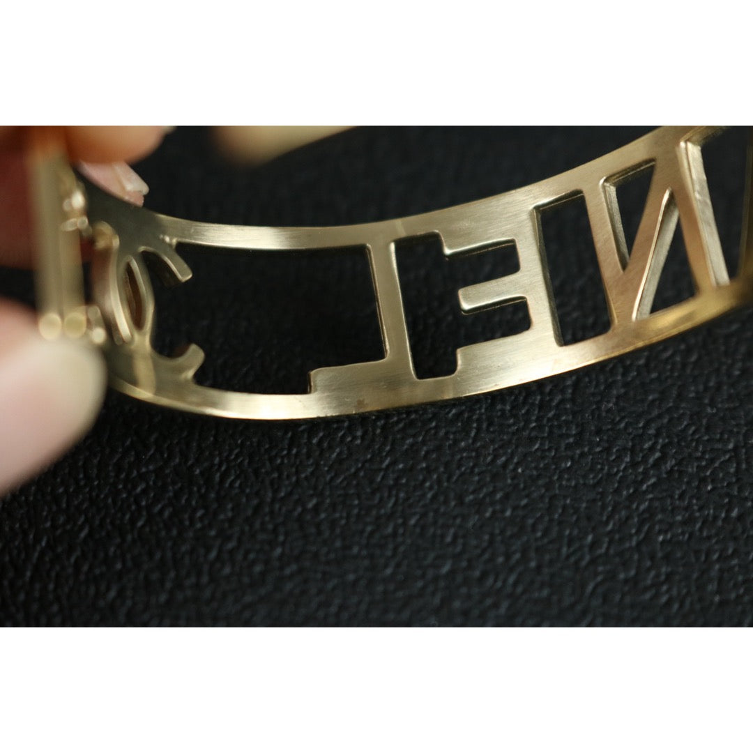 Very Good ( Rank A) ｜ CHANEL B15S Light Gold Letter Hollow Design Bracelet Made In 2015Year ｜S25121111