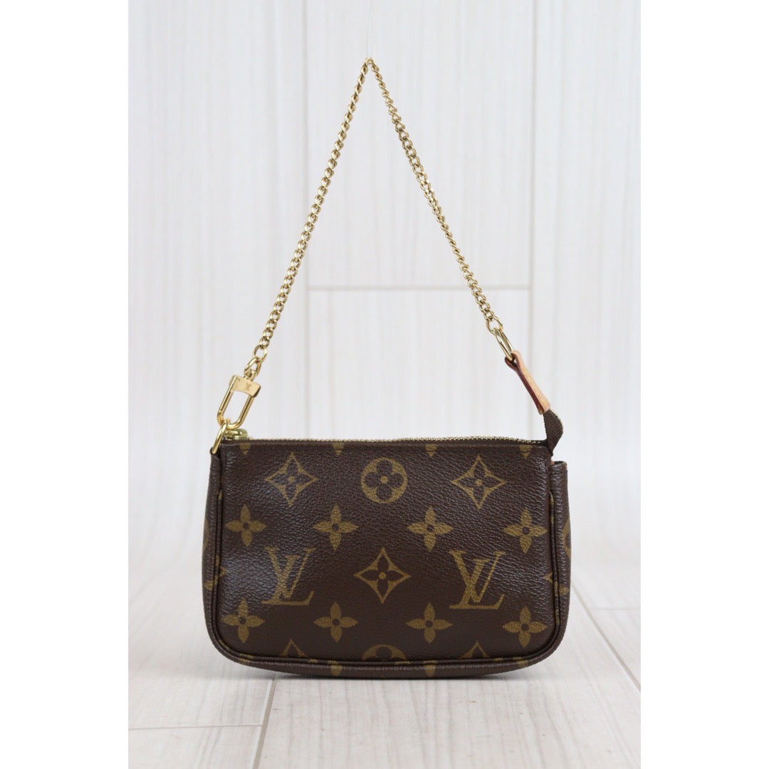 Rank A ｜ LV Monogram Mini Pochette Accessoir ｜23112113