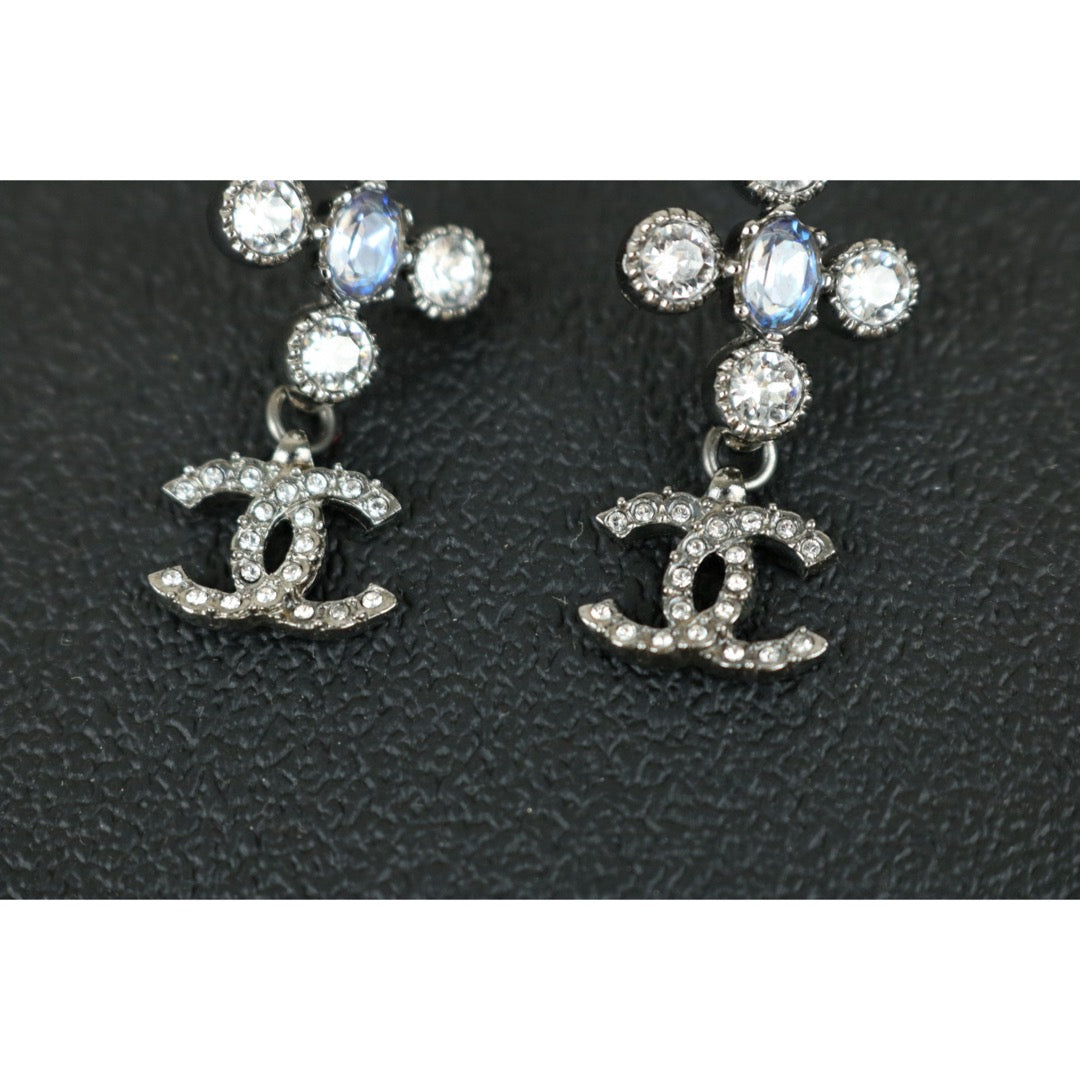 Very Good ( Rank A)｜ CHANEL Coco Mark Rhinestone Earrings Silver｜F25021101