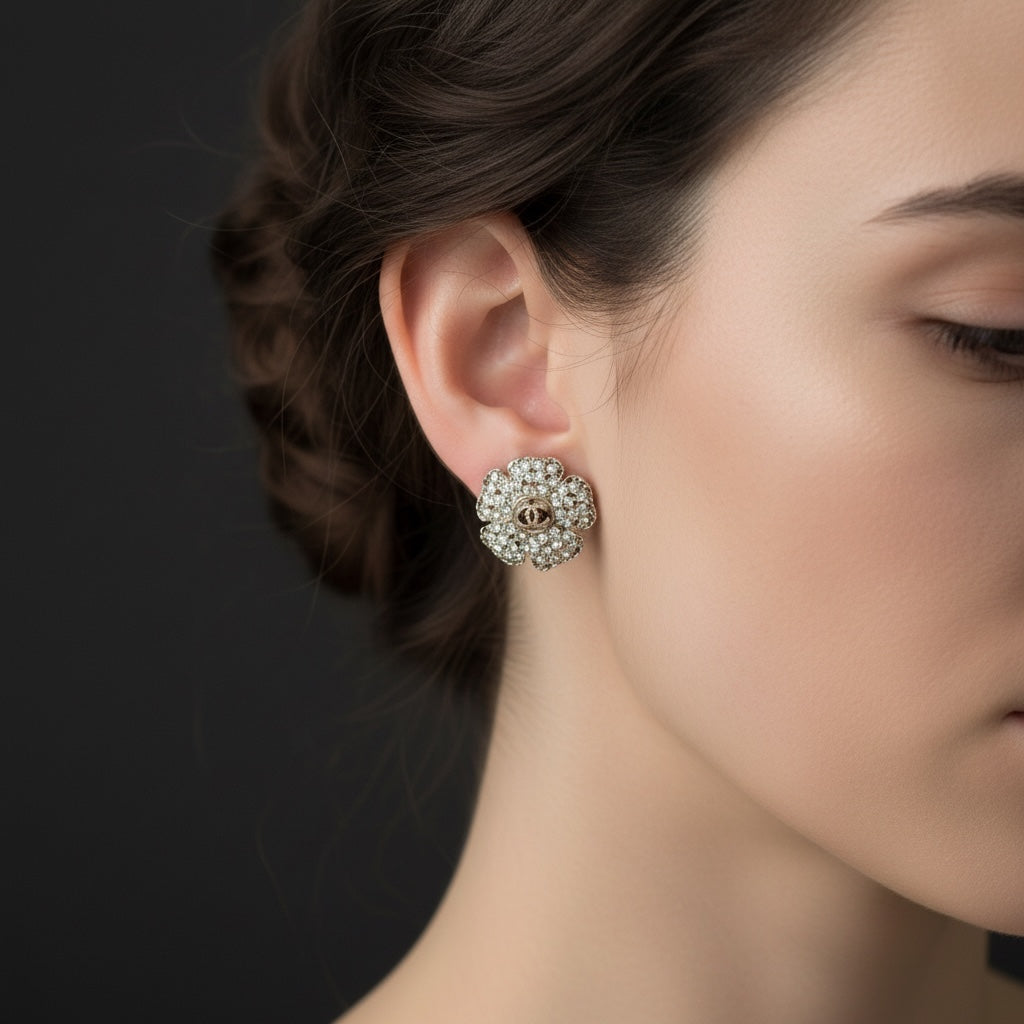 Include Authentic Detective Certificate of Authenticity｜Excellent（Rank SA）｜ CHANEL A19K Coco Mark Camellia Rhinestone Earrings Made In 2019Year｜S26031010