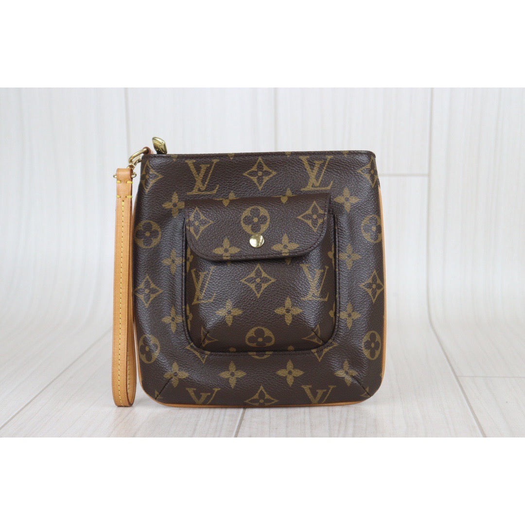 Rank A ｜ LV Monogram Partition Pouch ｜23092807
