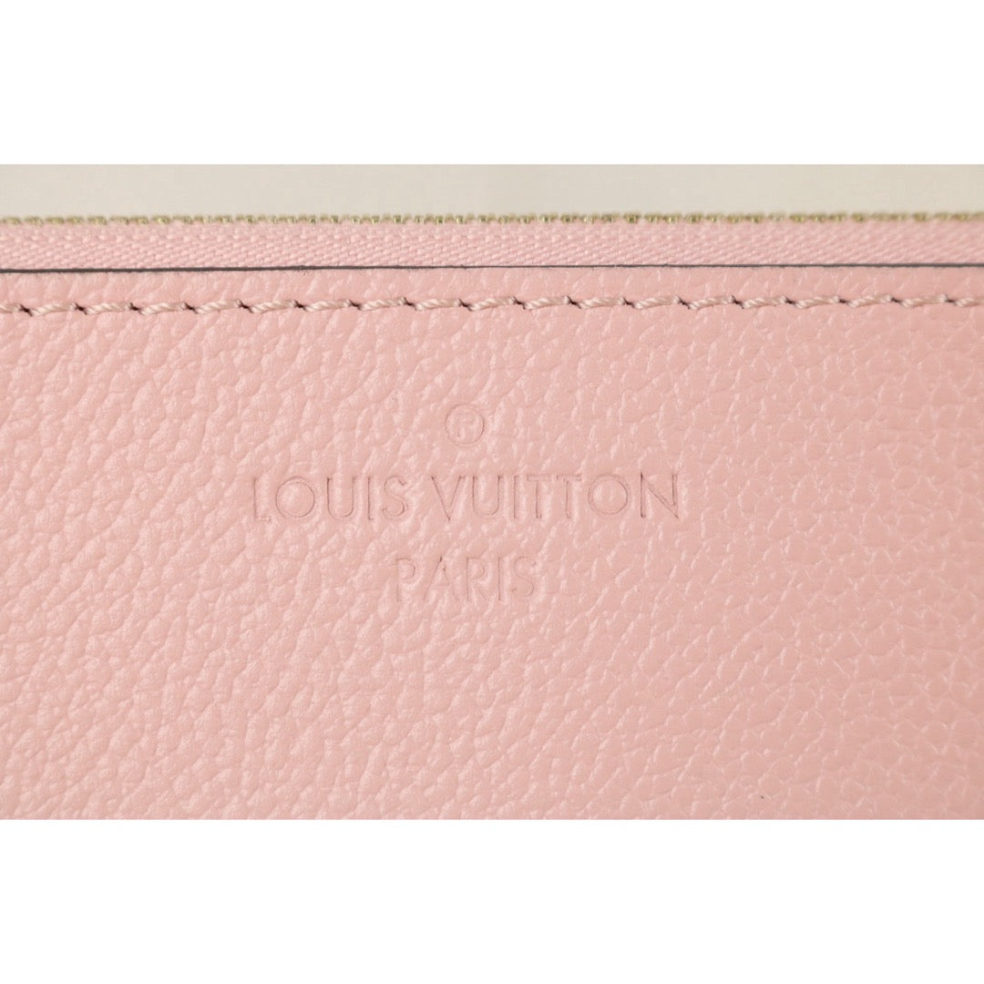 Include Entrupy Certificate of Authenticity｜Very Good ( Rank A) ｜ Louis Vuitton Monogram Legend Clutch｜X26051709