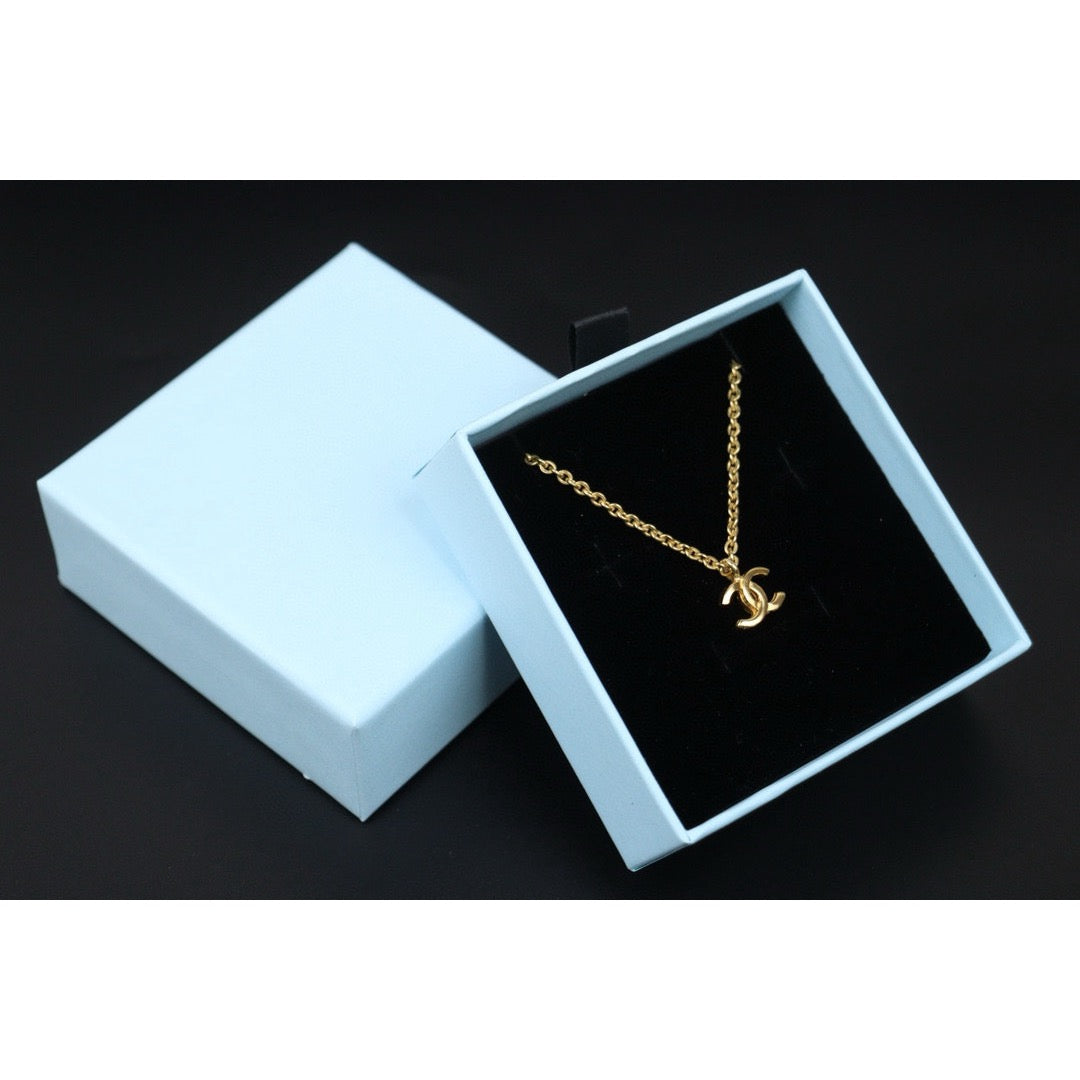 Good ( Rank AB) ｜CHANEL COCO 24K Gold Plated Necklace  ｜24112117