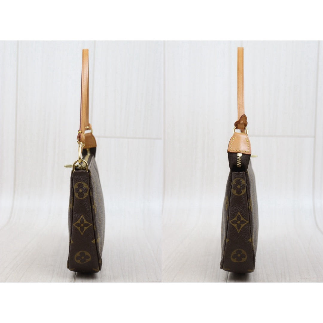 Very Good ( Rank A)｜LV Monogram Pochette Accessoires ｜25110610