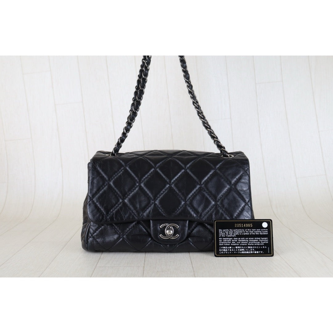 Include Entrupy Certificate of Authenticity｜Very Good ( Rank A)｜ CHANEL  Cire Leather  Chain Single Flap Shoulder Bag Black Made in 2014-2015Year｜S26030815