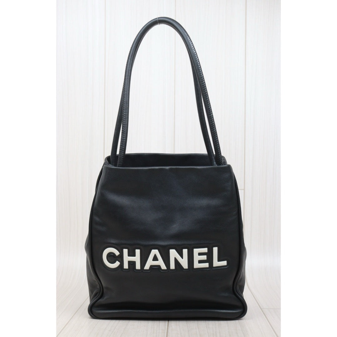 Good ( Rank AB) ｜ CHANEL Camellia Lamb Skin ToteBag PM Made In 2002～2003Year ｜W25121606