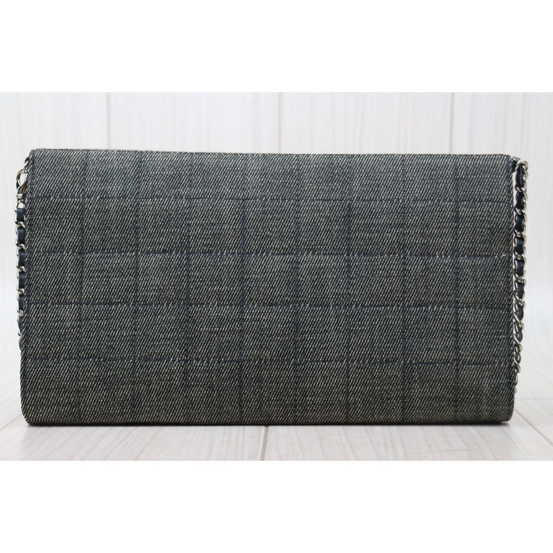 Good ( Rank AB)｜ CHANEL Denim Chocolate Bar Chain Bag Made in 2002-2003 Year｜V24122605