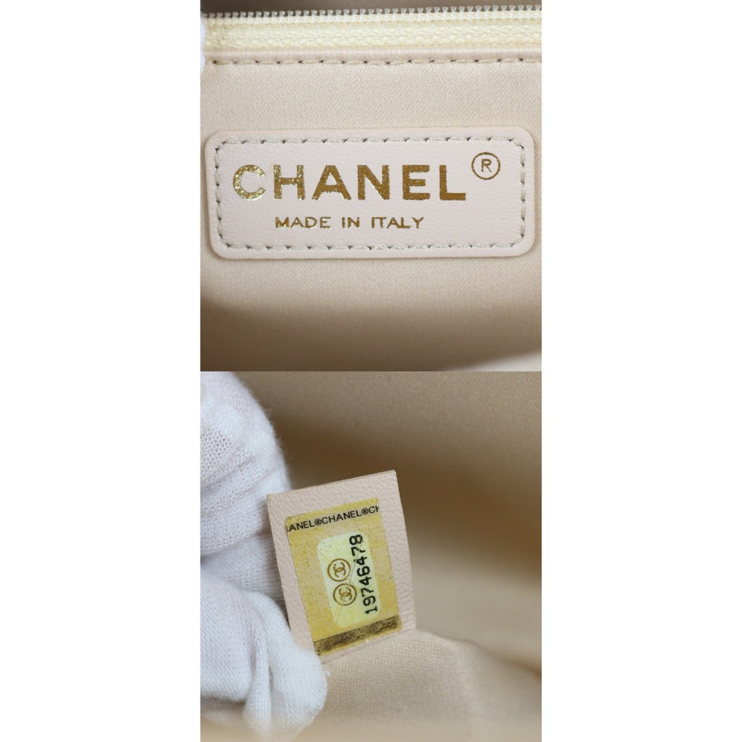 Include Entrupy Certificate of Authenticity｜Excellent( Rank SA) ｜ CHANEL Caviar Skin Matelasse Chain GST Tote Bag  Beige  Made In 2014Year｜X26100711