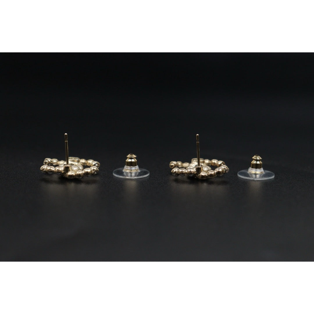 Include Authentic Detective Certificate of Authenticity｜Excellent（Rank SA）｜ CHANEL A20V Coco Mark Rhinestone Pearl Earrings Made In 2020Year｜S26031020