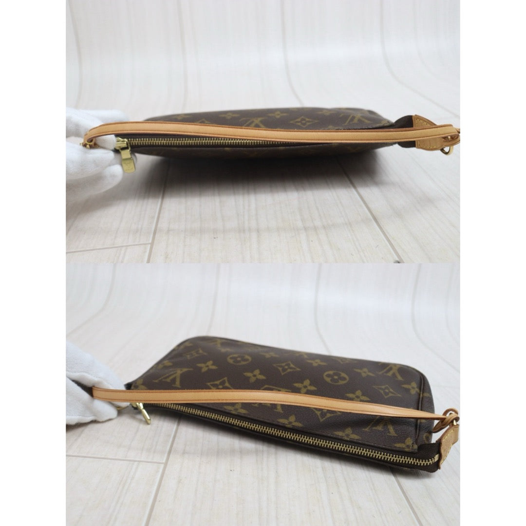 Include Entrupy Certificate of Authenticity｜Very Good ( Rank A) ｜Louis Vuitton Monogram Pochette Accessoire｜26073001