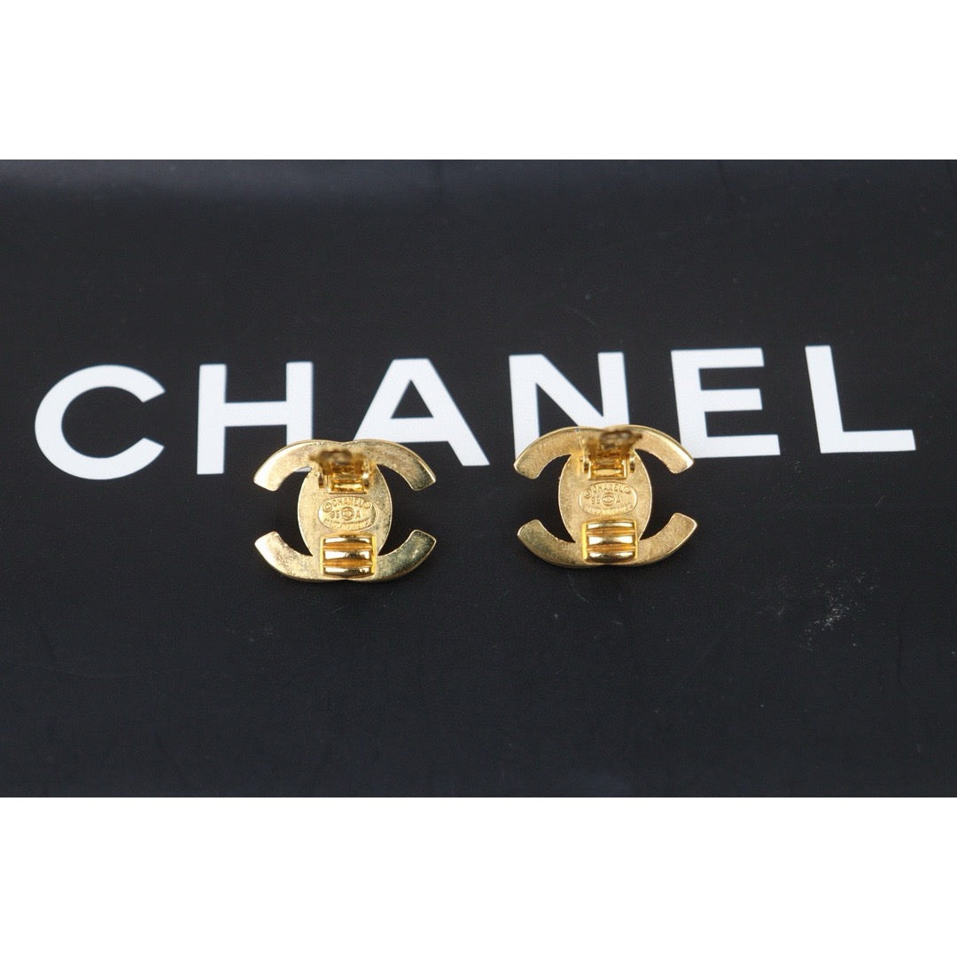 Excellent（Rank SA）｜CHANEL Vintage 18K Gold Plating Earrings  Made In 1995Year ｜24120920