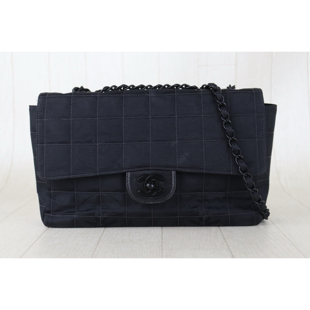 Include Entrupy Certificate of Authenticity｜Good ( Rank AB)｜CHANEL Chocolate Bar Canvas So Black Flap Made In 2002-2003 Year｜S26090745
