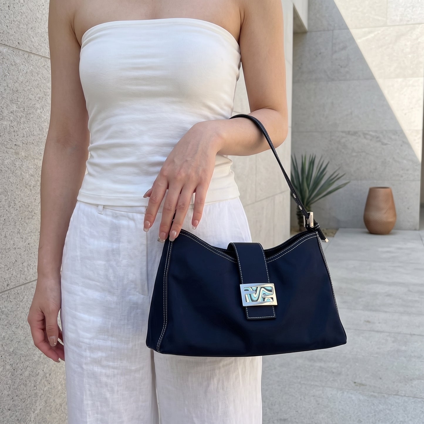 Include Entrupy Certificate of Authenticity｜Good ( Rank AB)｜  FENDI Denim  Shoulder Bag  ｜26082105