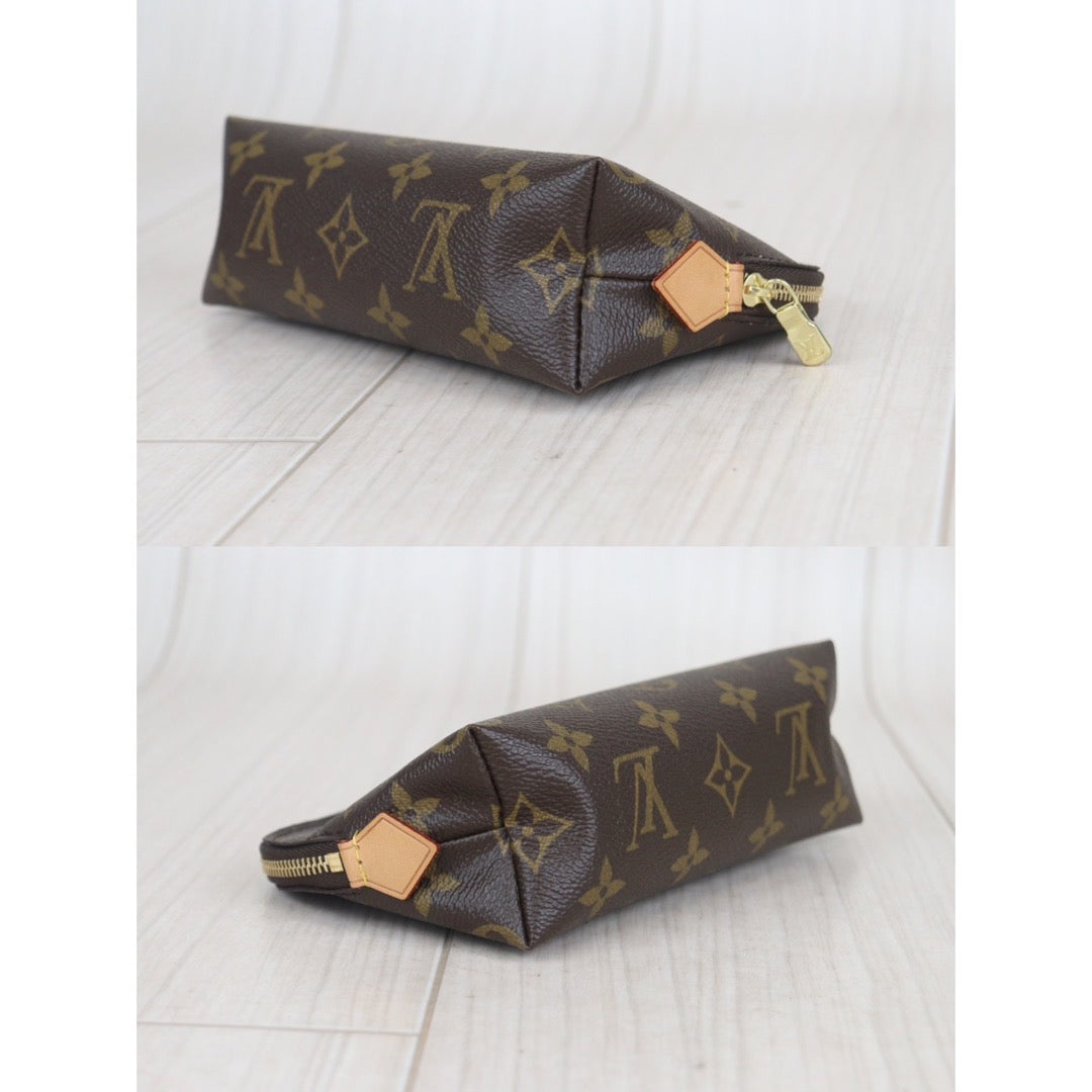 Rank A ｜LV Monogram Pochette Cosmetics｜23092808