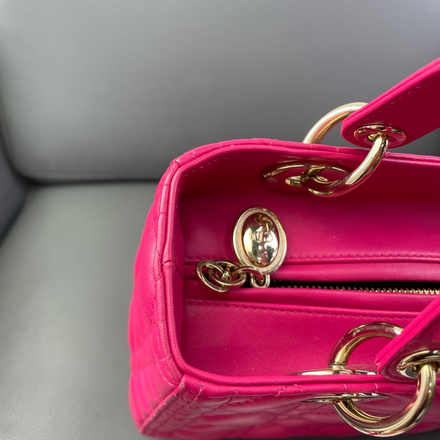 Very Good ( Rank A) ｜  Dior Lady Dior Lamb Skin 2WAY Shoulder Bag Handbag Pink