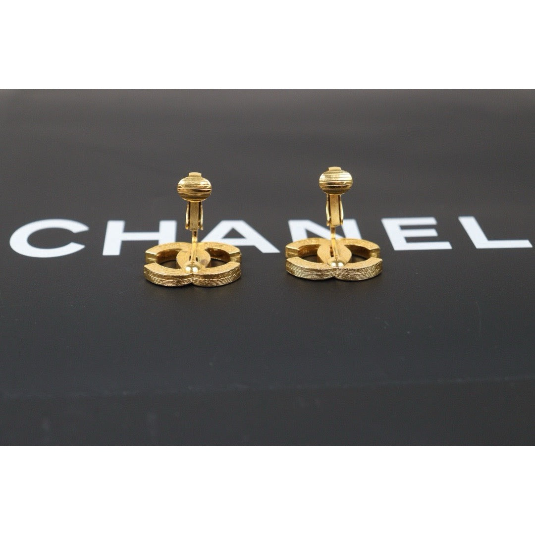 Rank A ｜CHANEL COCO Mark Diamond Vintage Earrings ｜24050605