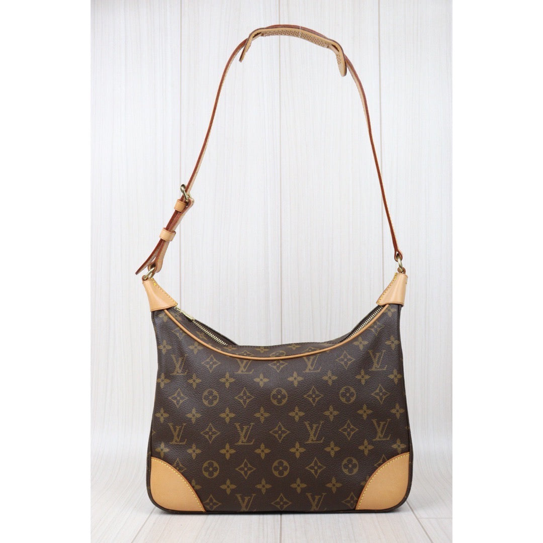 Rank A｜LV Monogram Boulogne 30 Shoulder Bag ｜24051317