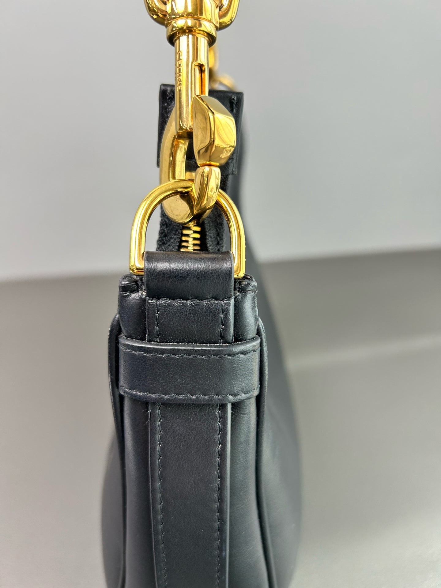 Very Good ( Rank A) ｜ CELINE AVA Calf Shoulder Bag