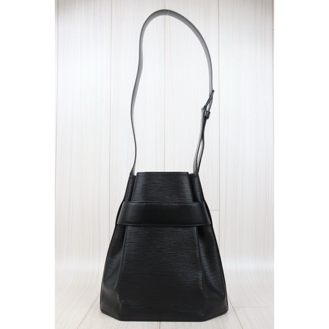 Very Good ( Rank A)｜ LV Epi Sack de Paul Shoulder Bag Black PM｜25111701