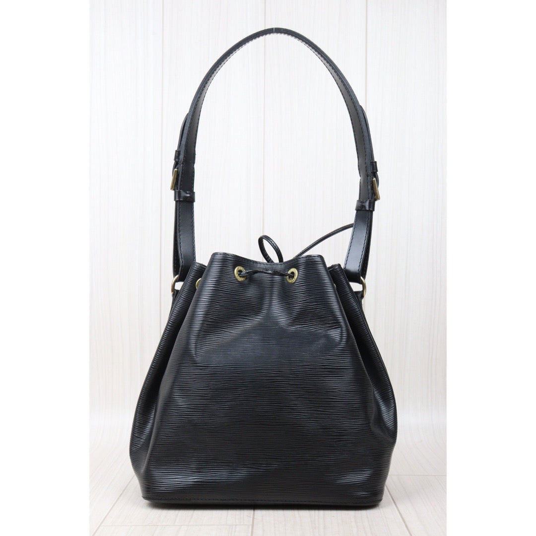 Rank AB｜ LV Epi Noe Shoulder Bag Black｜24053010