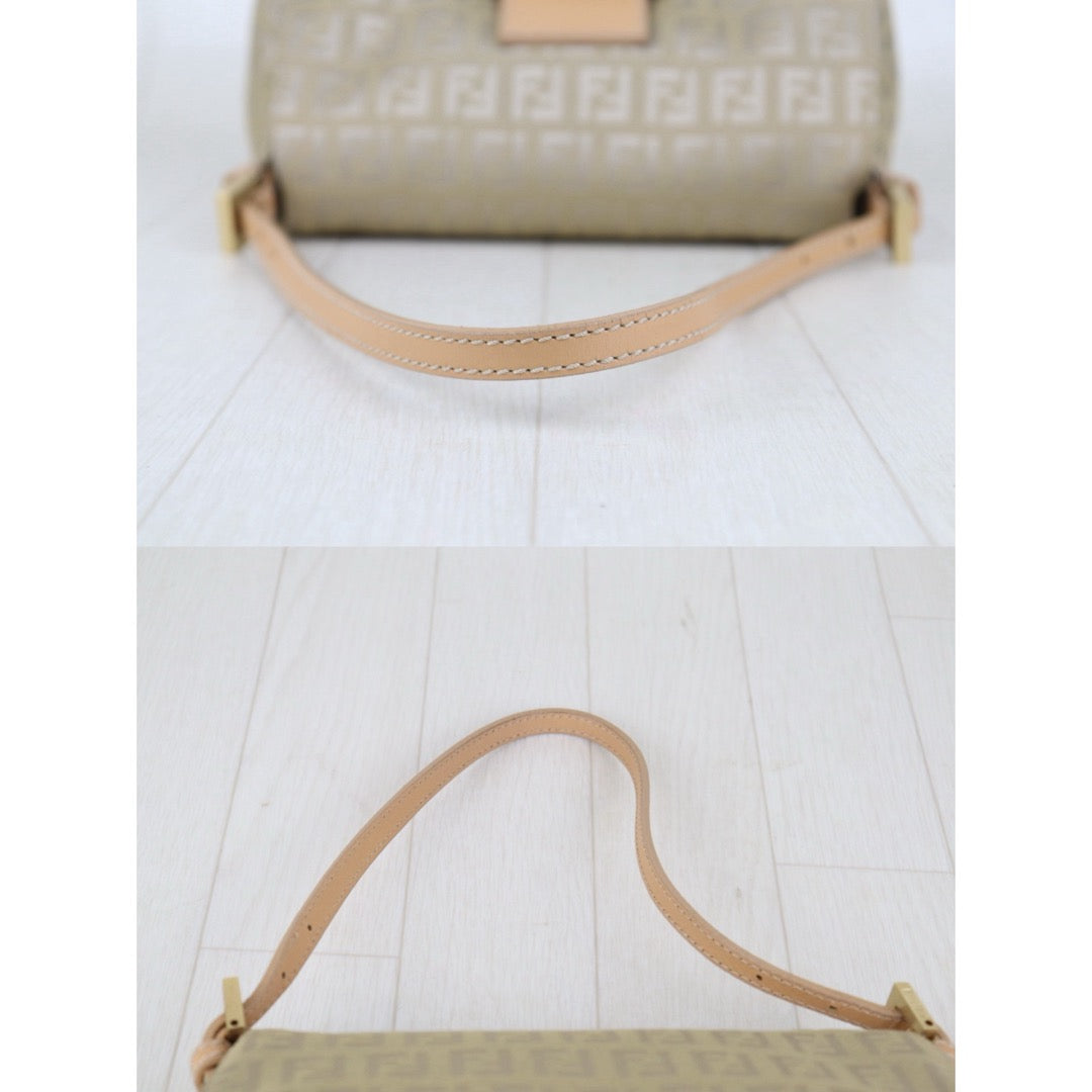 Good ( Rank AB)｜ FENDI Zucca Mamma Baguette Shoulder Bag  Gold Hardware Beige｜H25090809