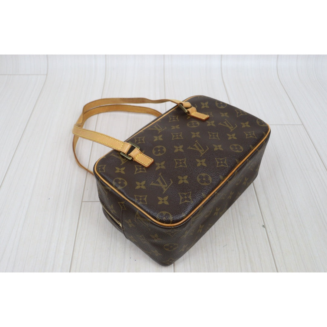 Include Entrupy Certificate of Authenticity｜Fair ( Rank B)｜Louis Vuitton Monogram Cite MM Shoulder Bag｜26011301