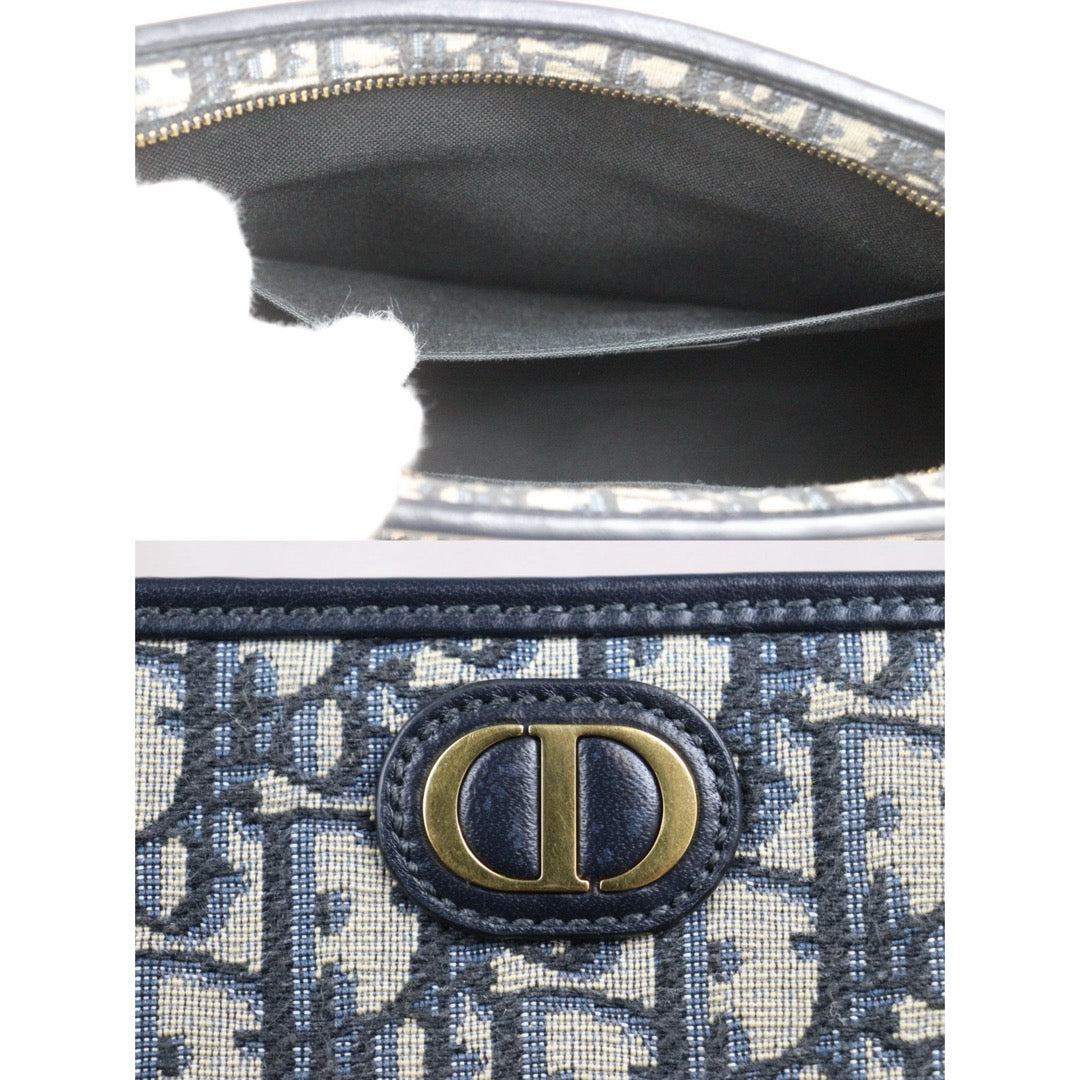 Include Entrupy Certificate of Authenticity｜Very Good ( Rank A)｜Dior Montaigne Oblique Pouch Handbag 26｜S26060102