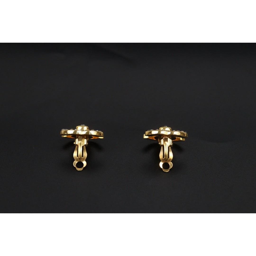 Include Authentic Detective Certificate of Authenticity｜Very Good ( Rank A) ｜CHANEL 96A Vintage Rhinestone Earrings Made In 1996 Year ｜26041311