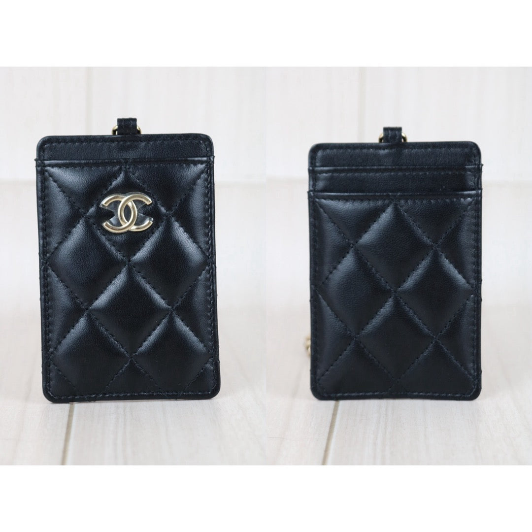 Include Entrupy Certificate of Authenticity｜Very Good ( Rank A)｜ CHANEL Coco Mark Lambskin Matrasse Bow Chain Card Holder Black Made In 2021-2022Year｜S26061501
