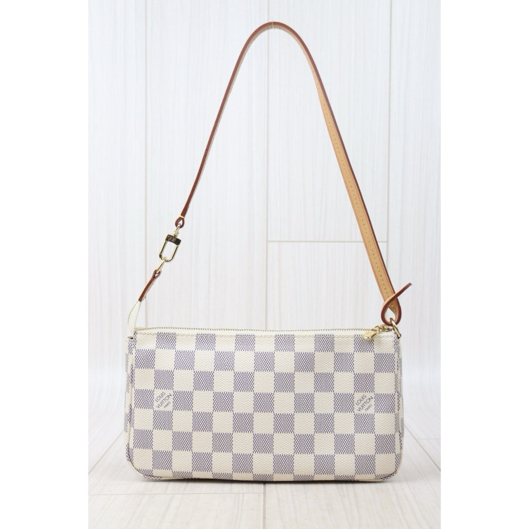 Very Good ( Rank A)｜ LV Azul Pochette Accessoires Current Model｜S24092812