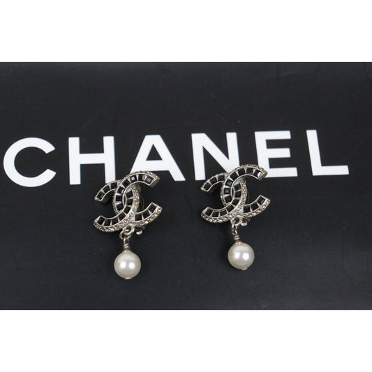 Very Good ( Rank A) ｜CHANEL Pearl Diamond COCO Mark Drop Stud Earrings ｜24120803