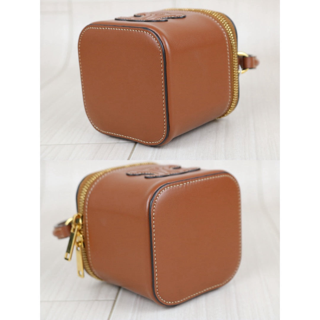 Include Entrupy Certificate of Authenticity｜Very Good ( Rank A)｜ CELINE Box Triomphe Calf Leather Mini Handbag Shoulder Bag Caramel  ｜S26061201